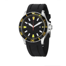 Regatta Quartz Date Gelb Accent Rubber Strap Taucheruhr